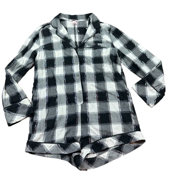 VICTORIA’S SECRET: Black & White Plaid Lounge/ Sleep Romper -Size Small - Picture 6 of 12